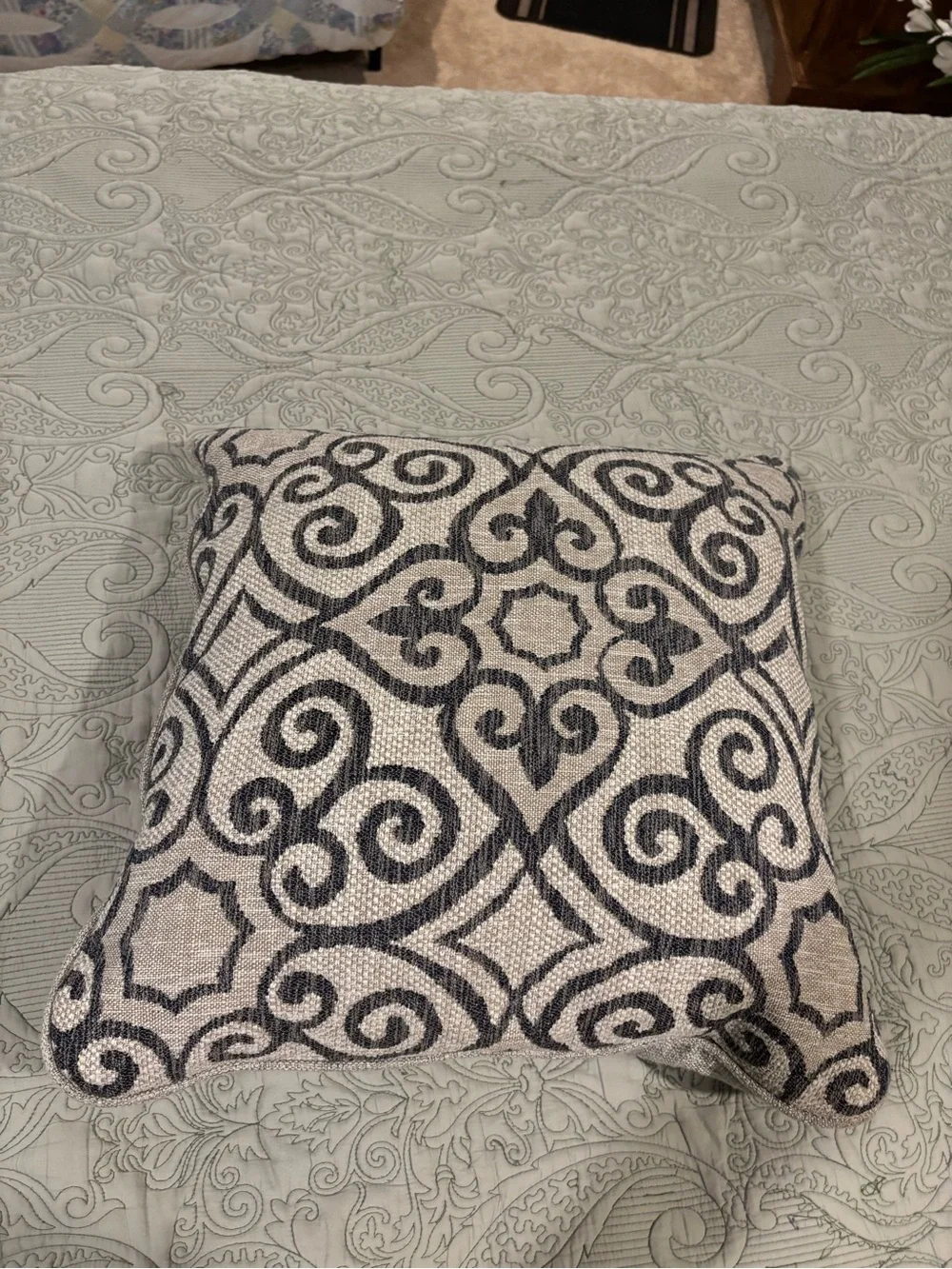 Decorative Scroll-Pattern Throw Pillow in Navy and Cream - 18